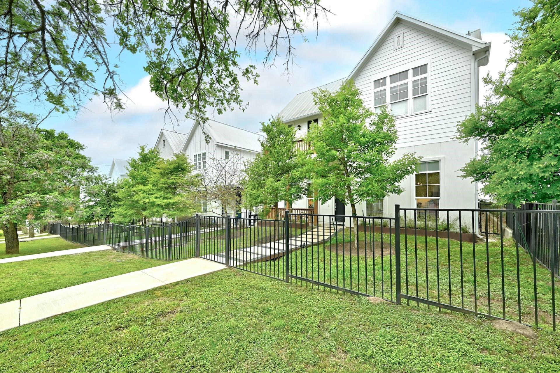 4806 Springdale RD