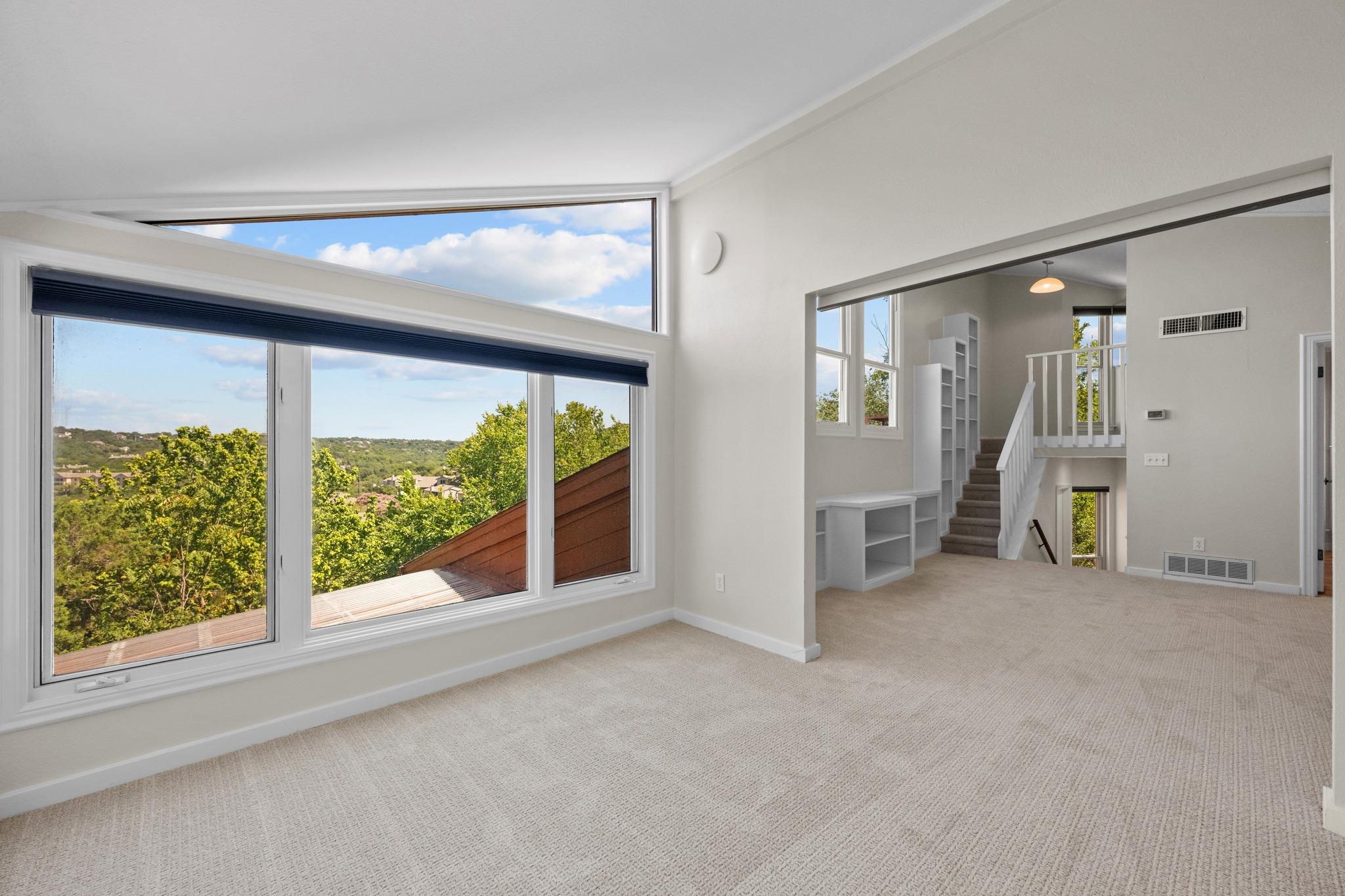 5104 Beverly Hills DR