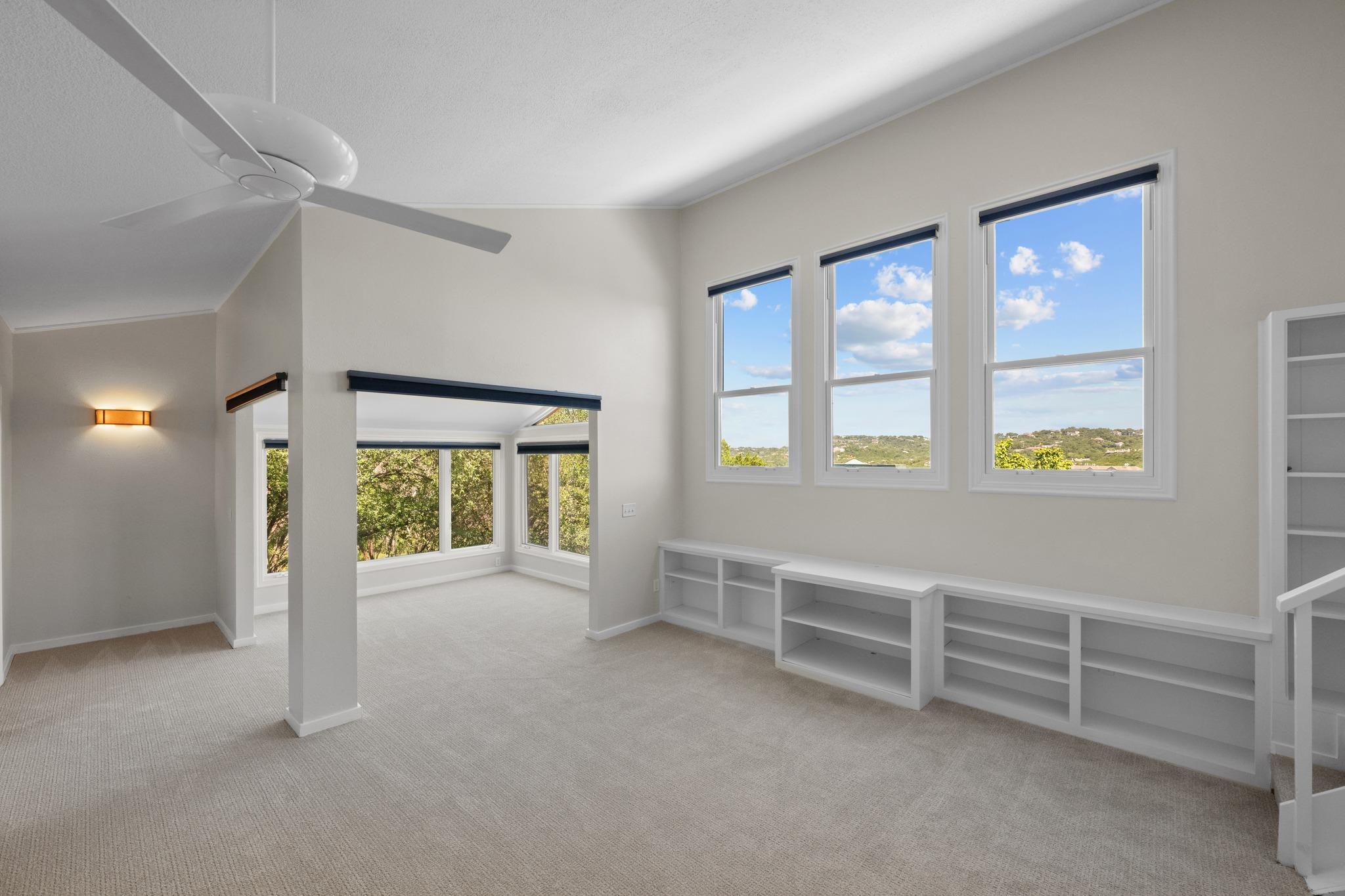 5104 Beverly Hills DR