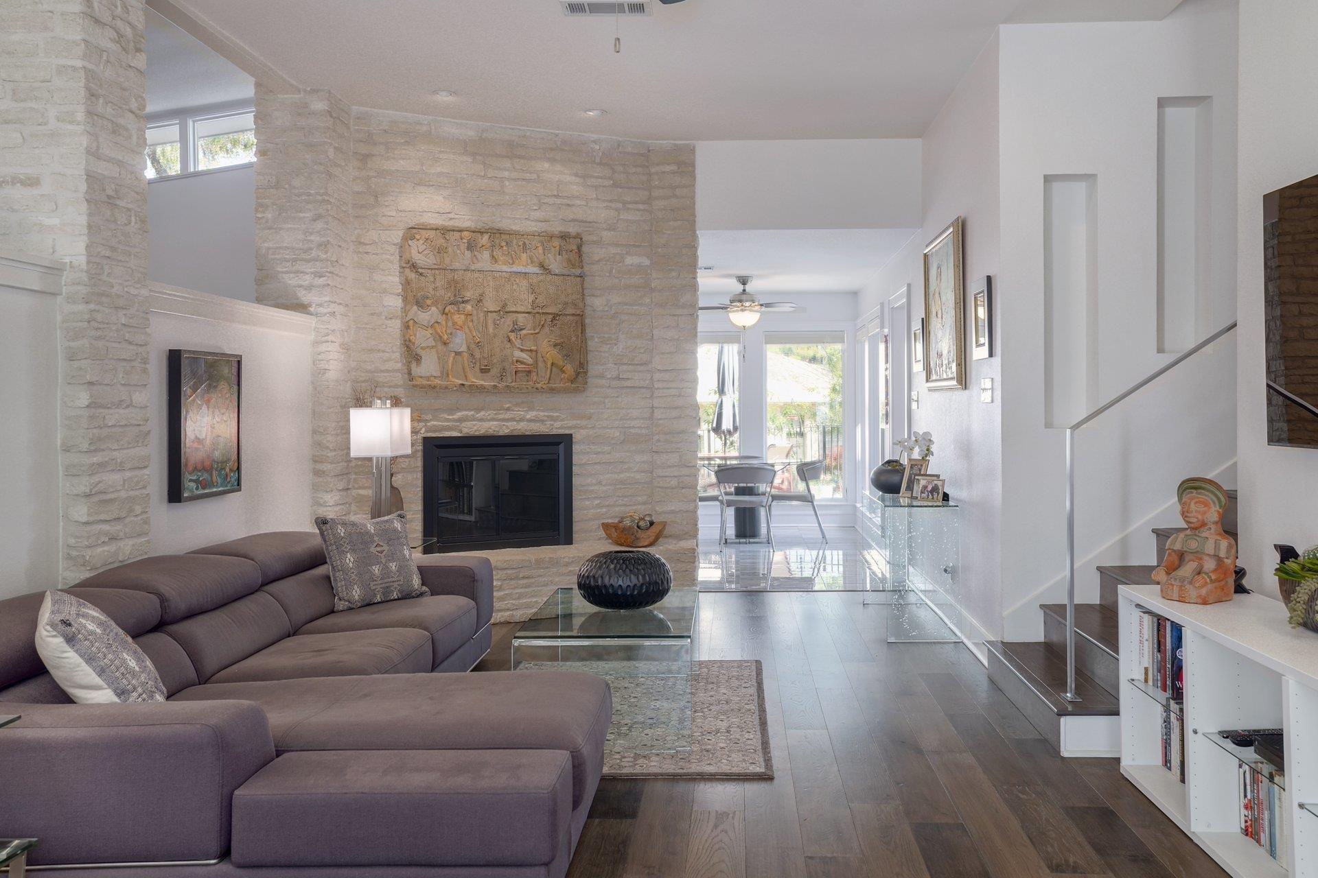 5901 Lookout Mountain DR