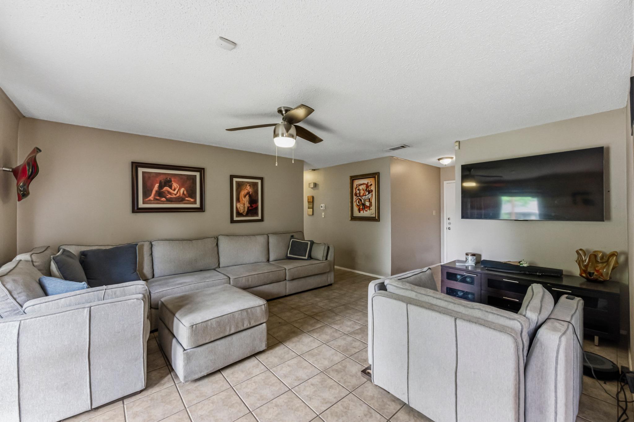 4910 Sylvandale DR