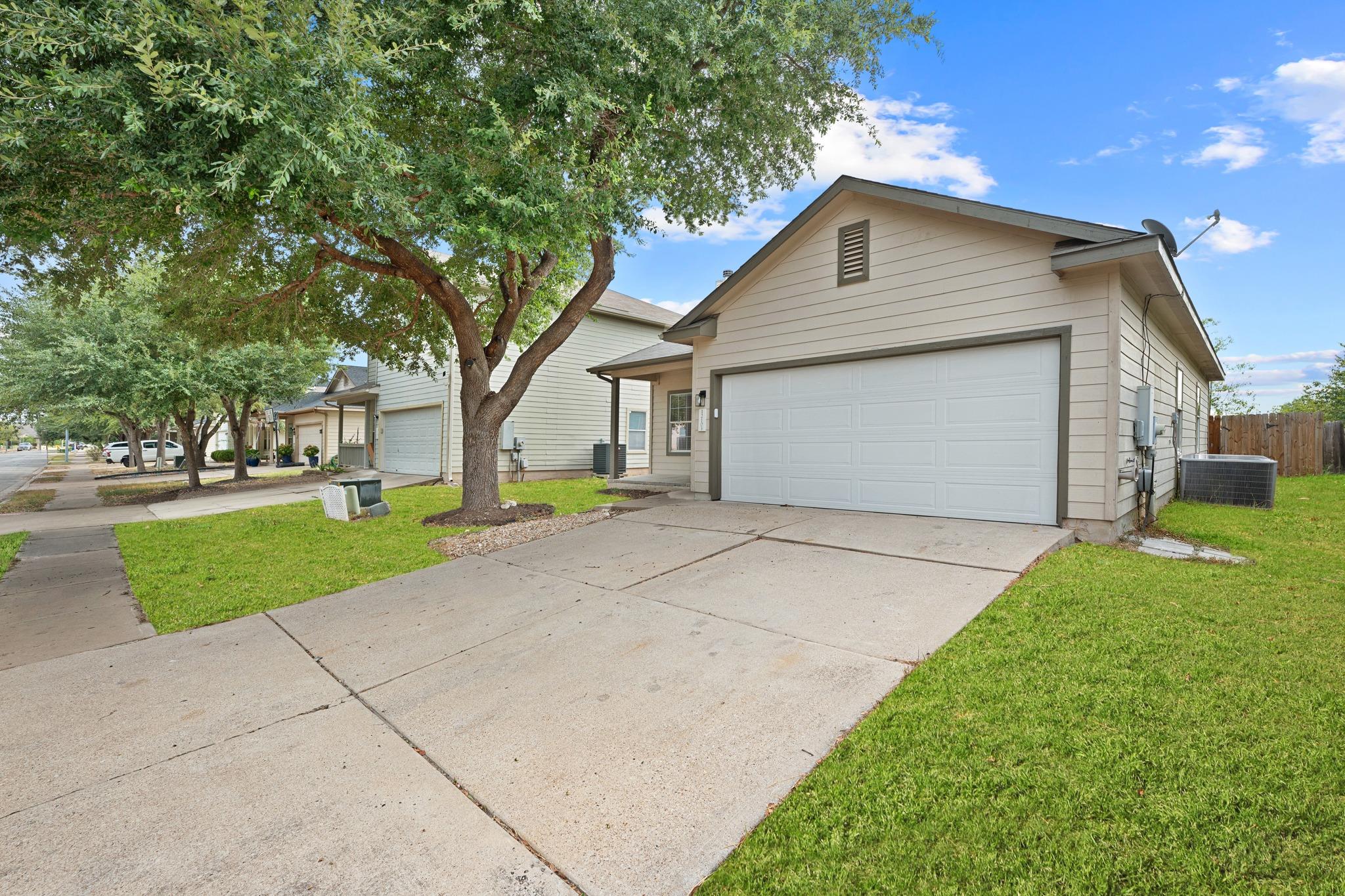 12103 Bastrop ST
