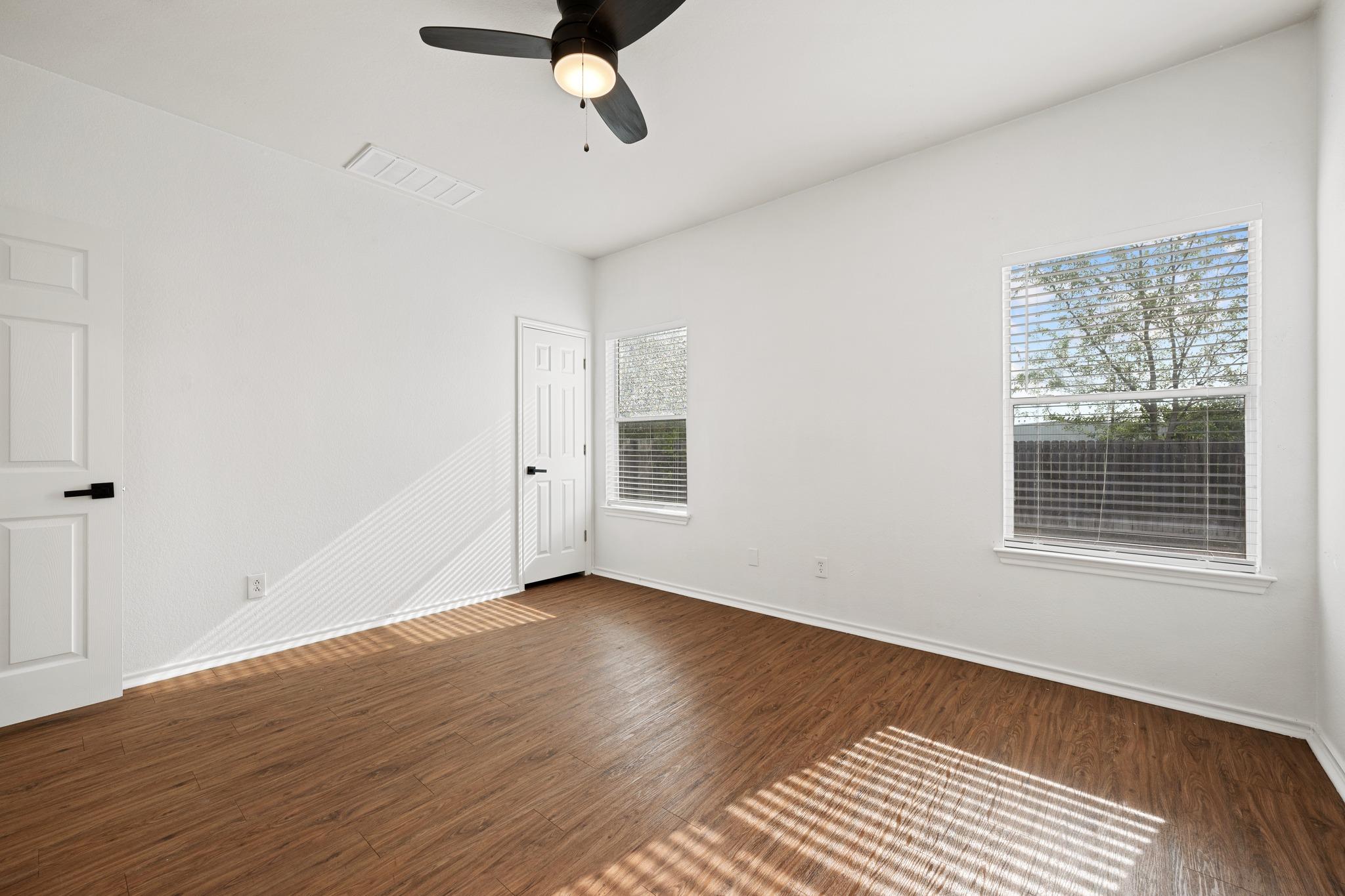 12103 Bastrop ST