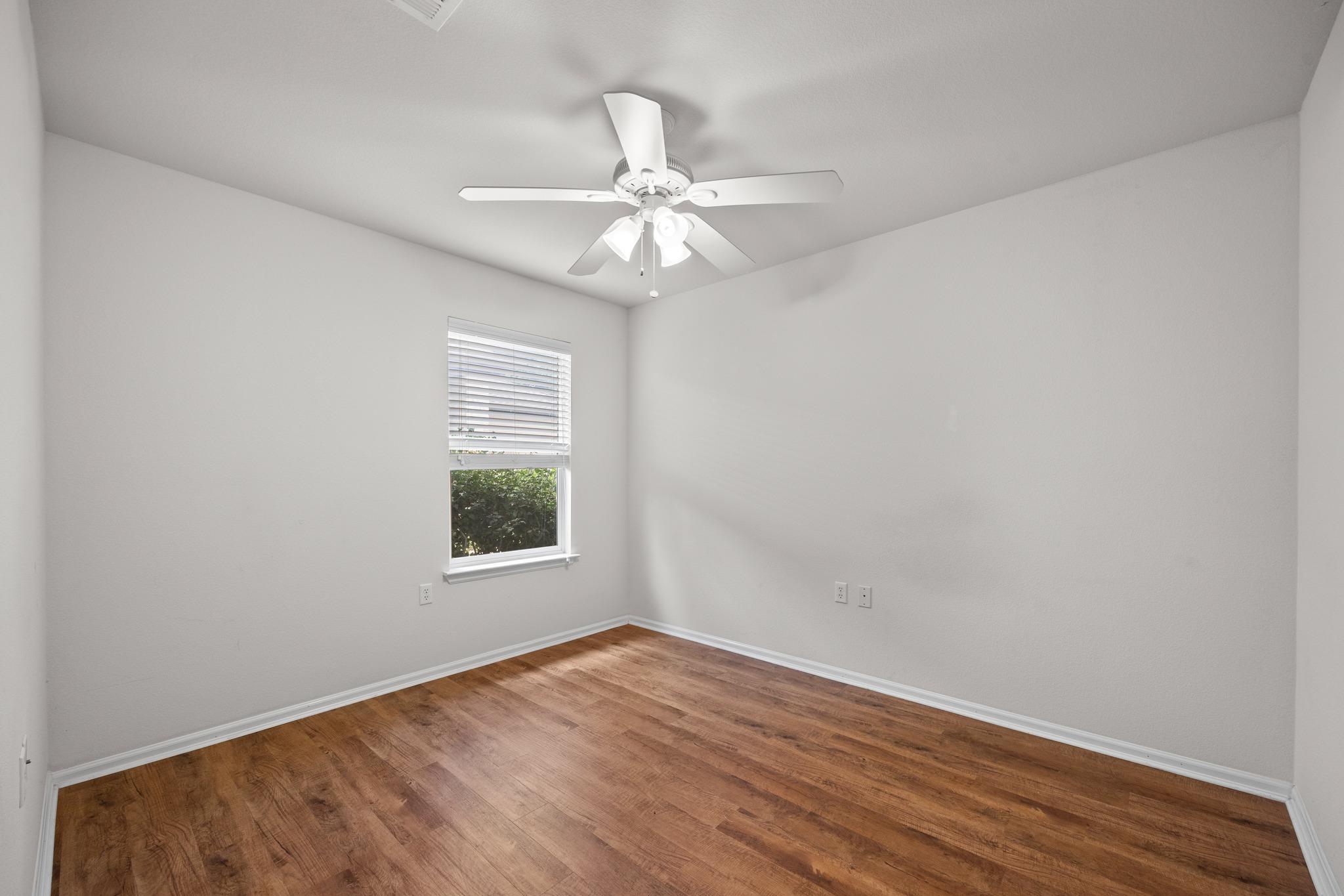 522 Salt Creek LN