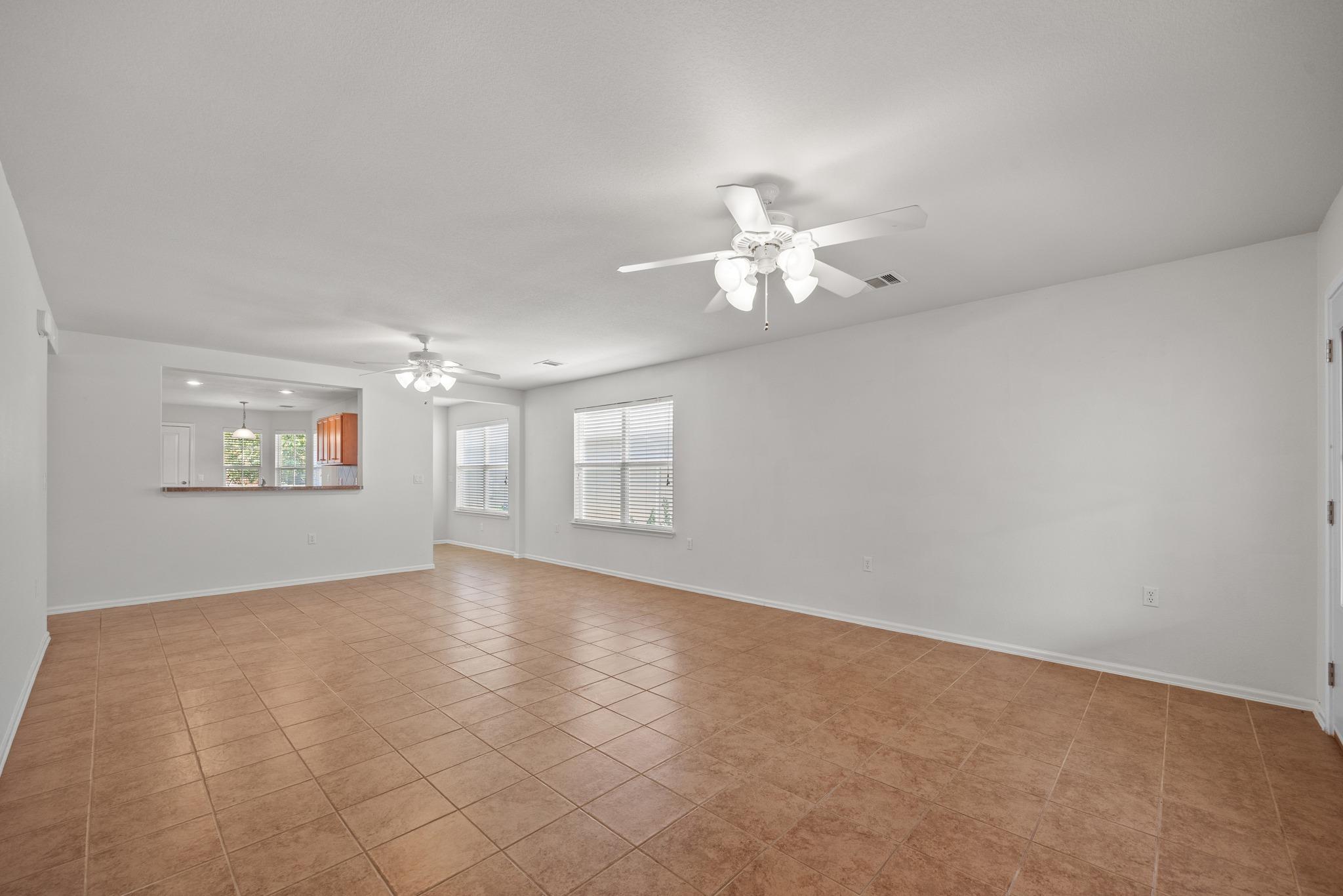 522 Salt Creek LN