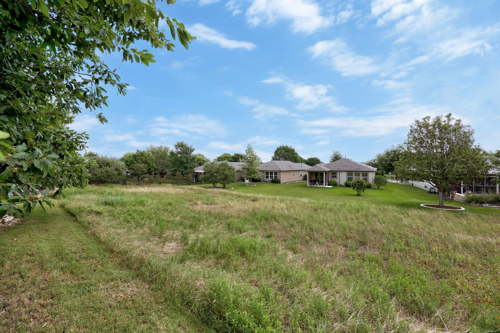 522 Salt Creek LN