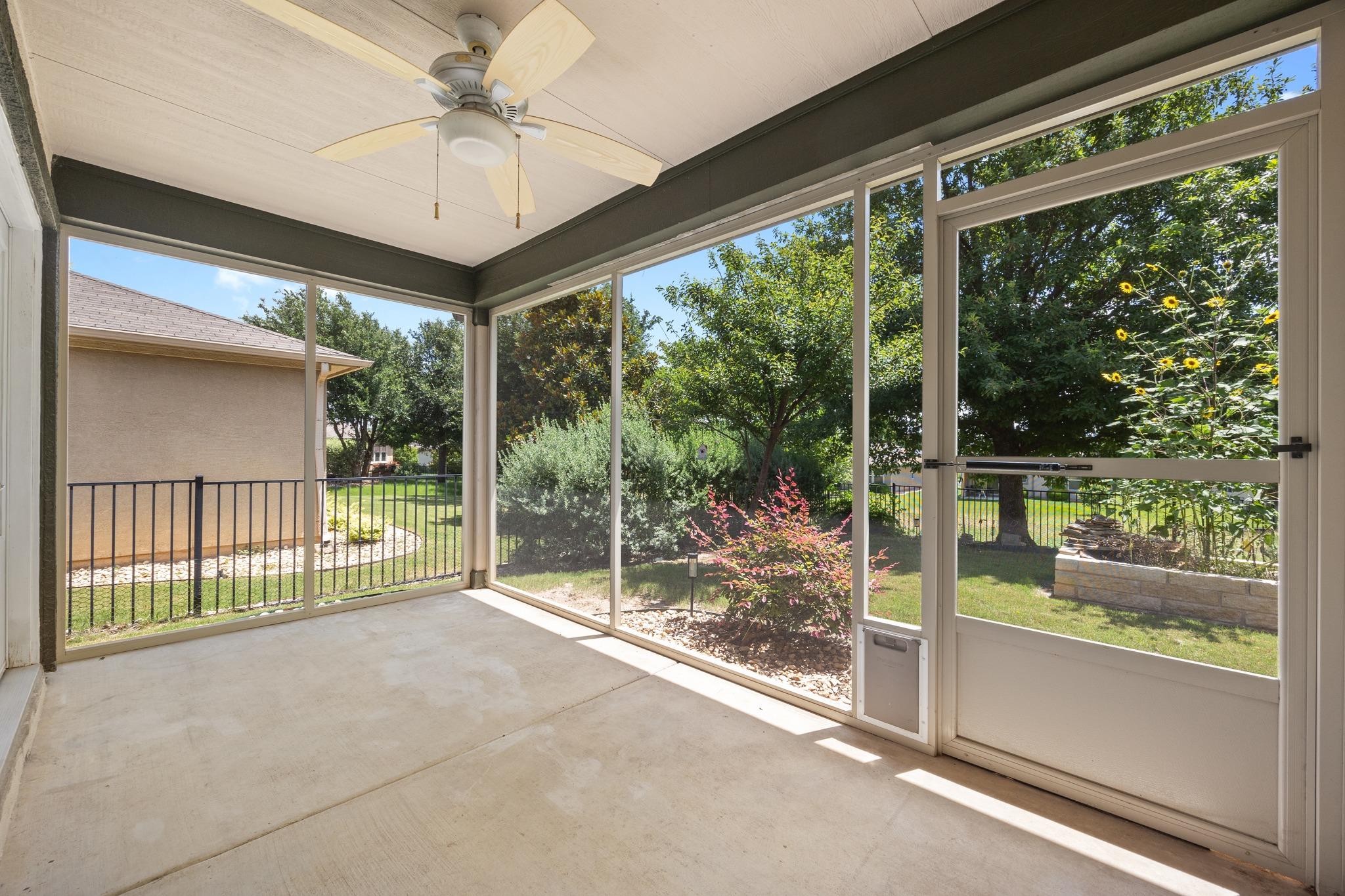522 Salt Creek LN