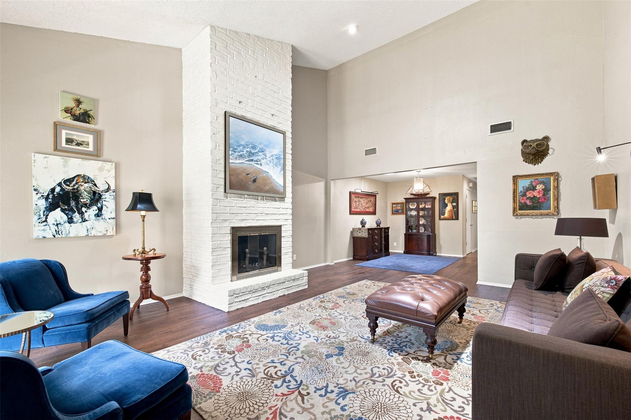 8107 Middle CT