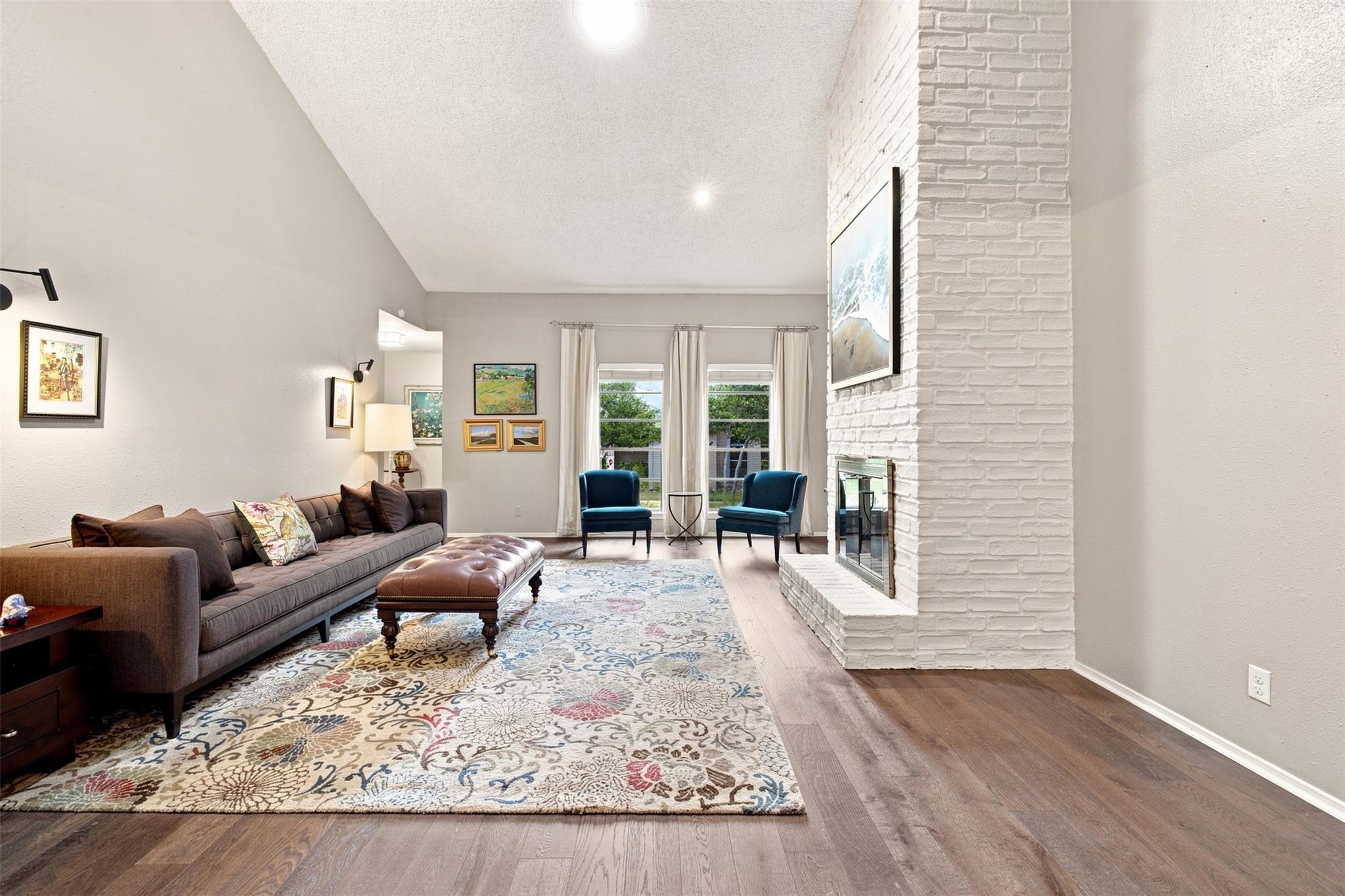 8107 Middle CT