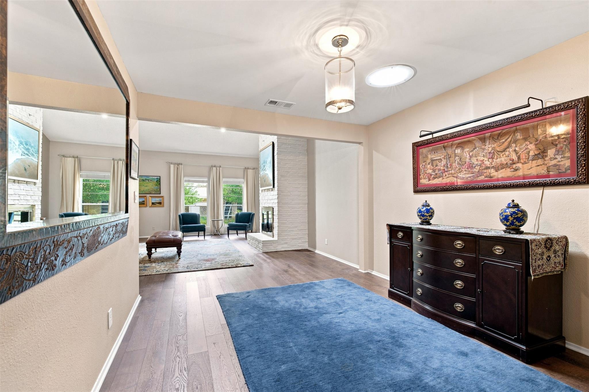 8107 Middle CT