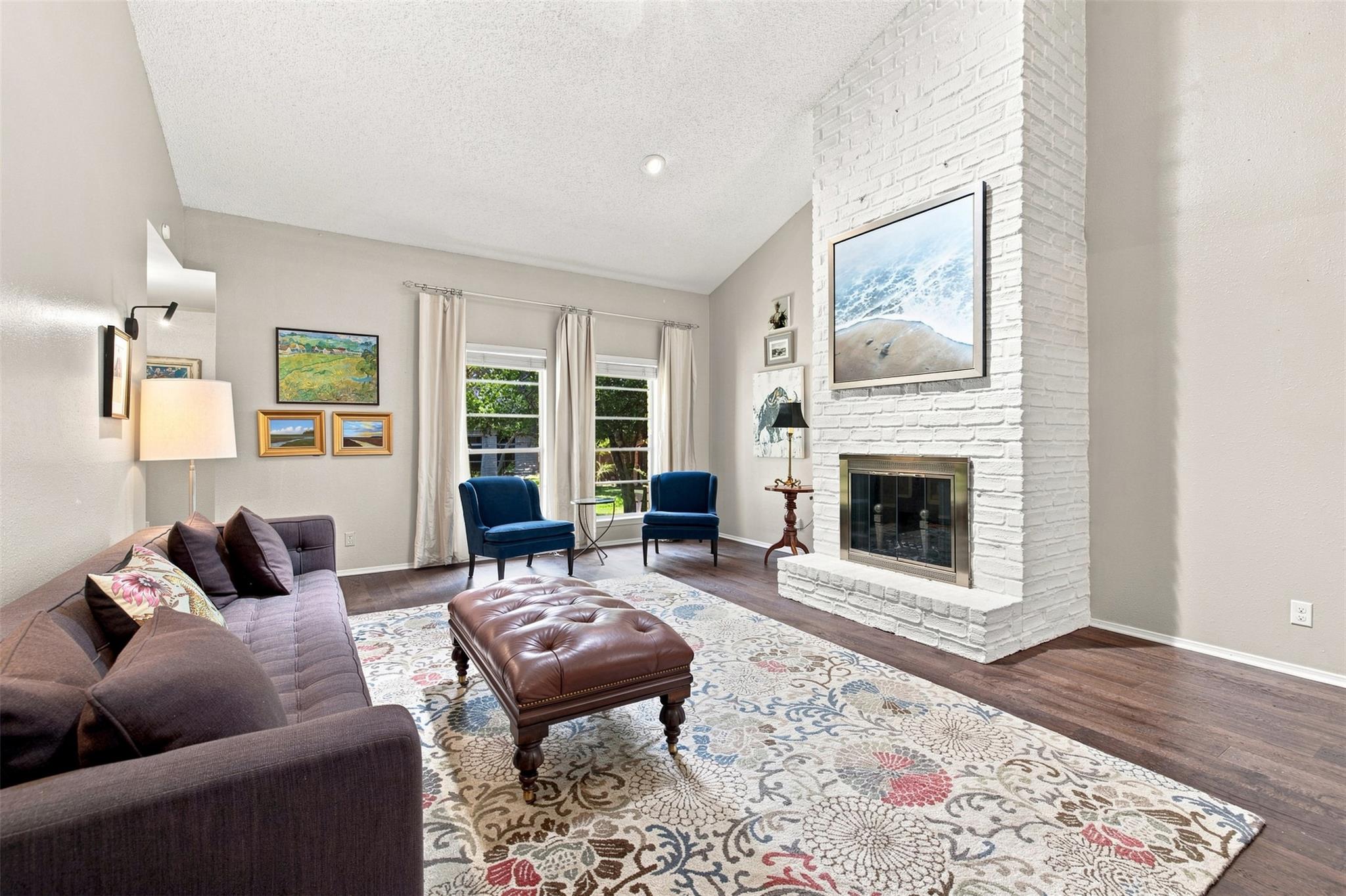 8107 Middle CT