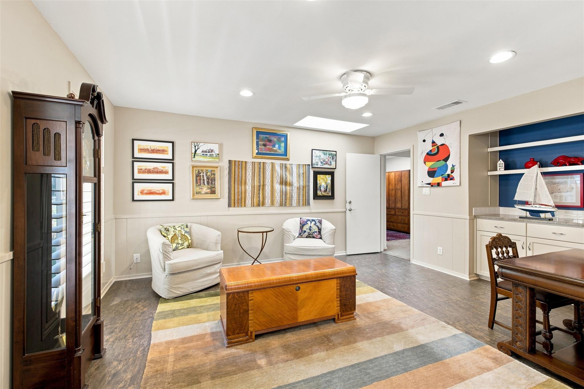8107 Middle CT