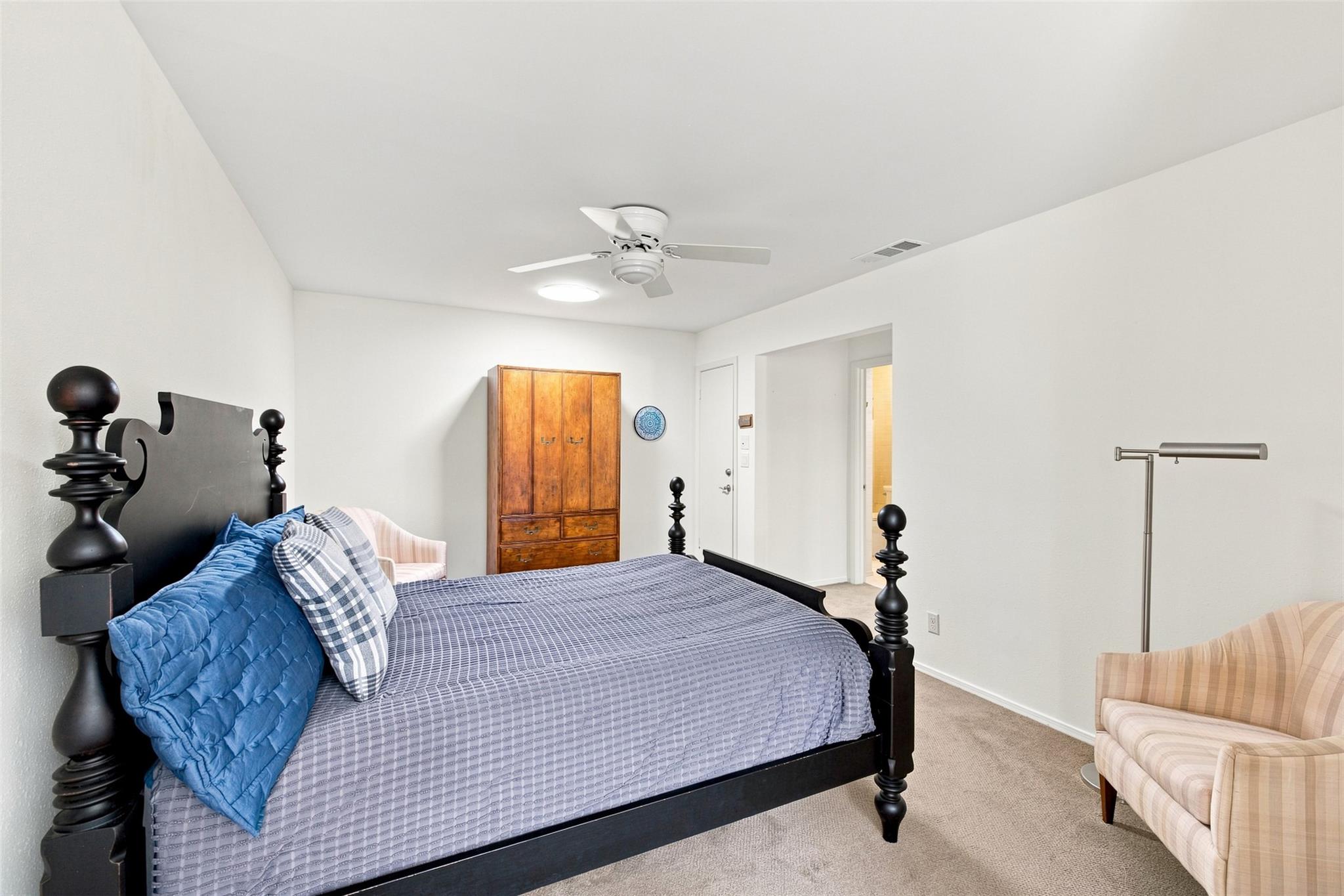 8107 Middle CT