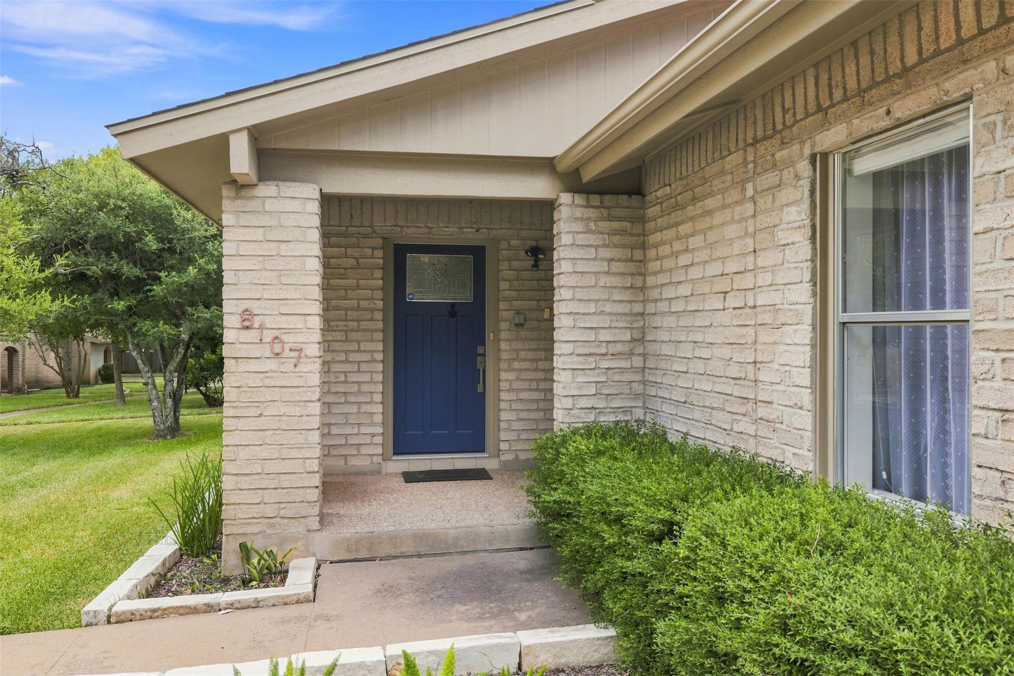 8107 Middle CT