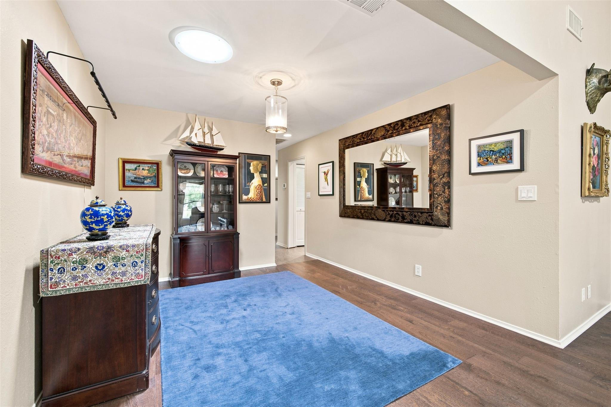 8107 Middle CT