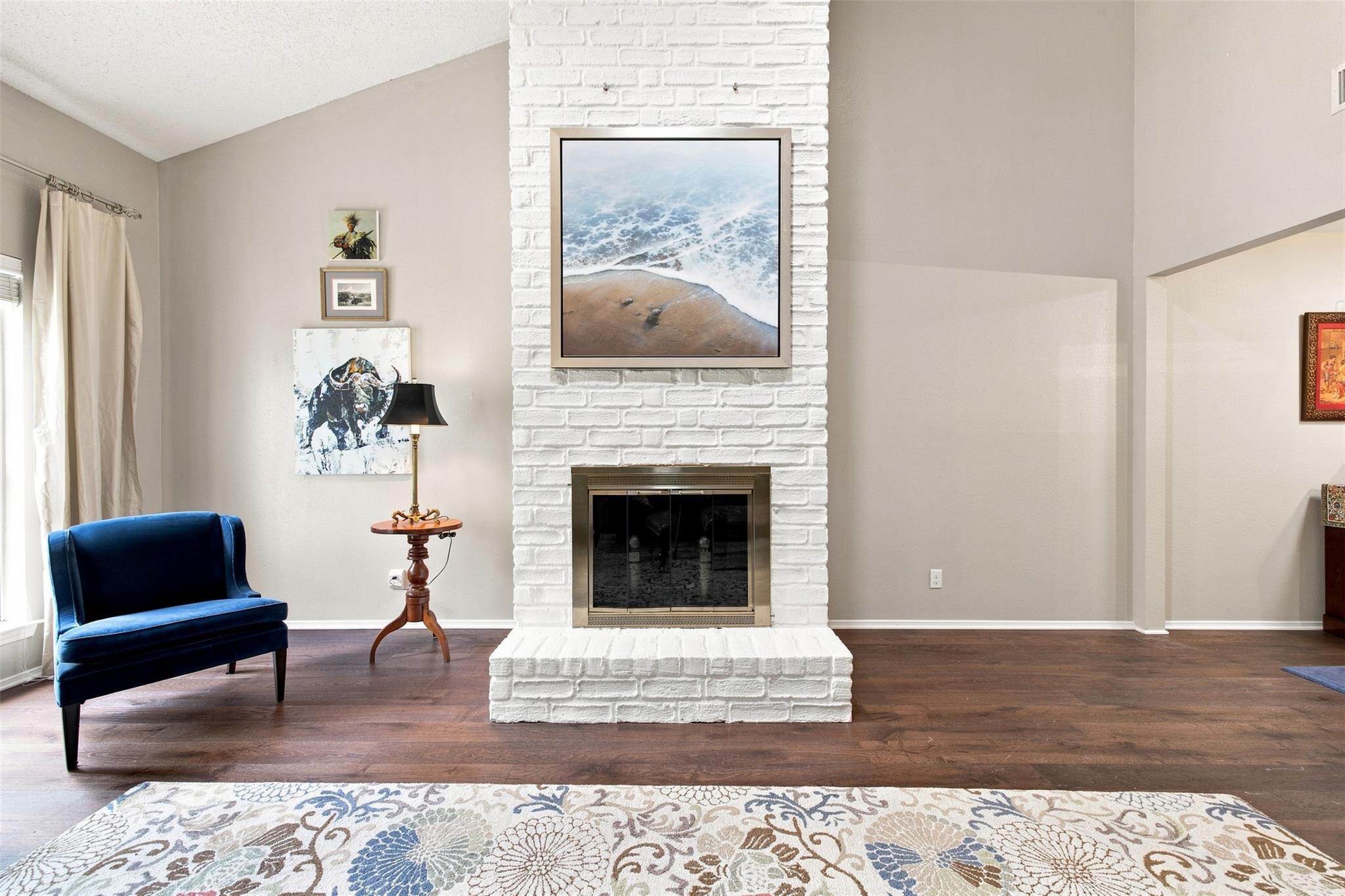 8107 Middle CT