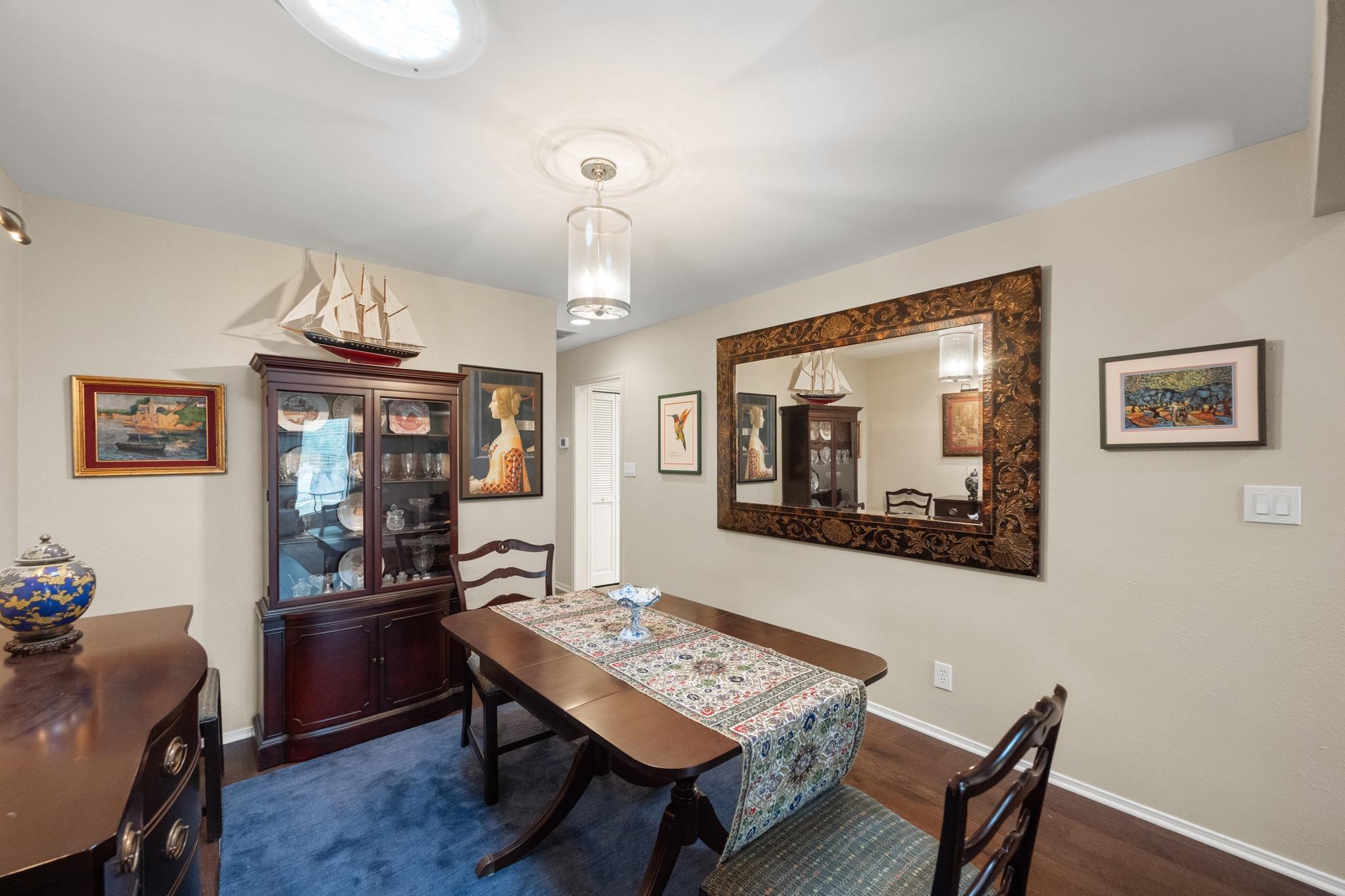8107 Middle CT