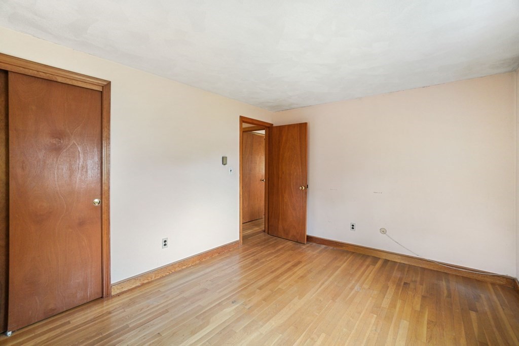 12 Randall Drive