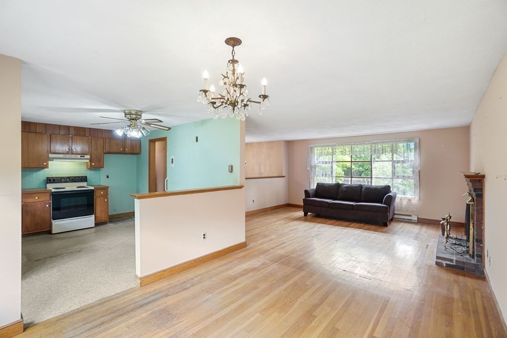 12 Randall Drive