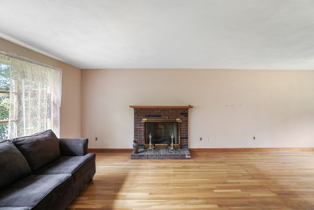 12 Randall Drive
