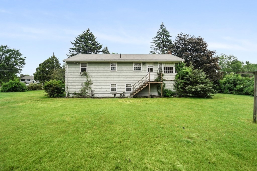 12 Randall Drive