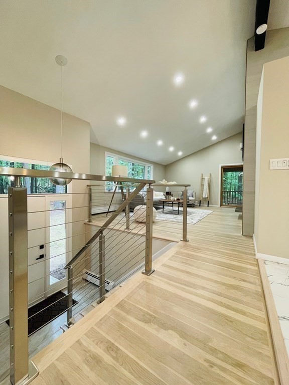 27 Adams Dr