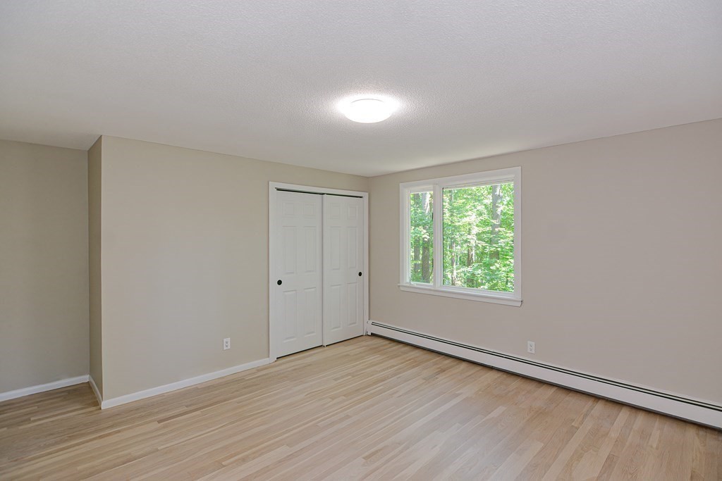27 Adams Dr