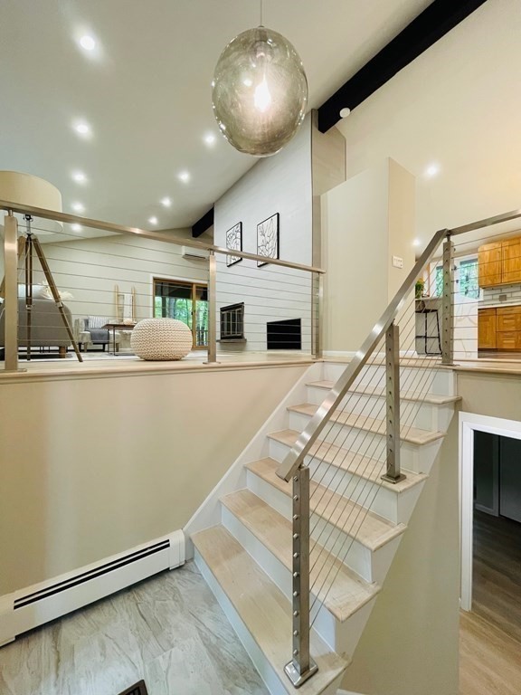 27 Adams Dr