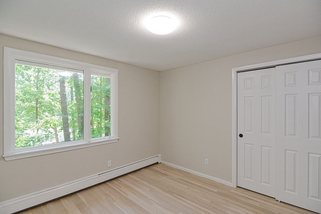 27 Adams Dr