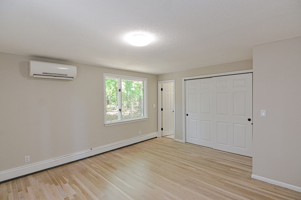 27 Adams Dr