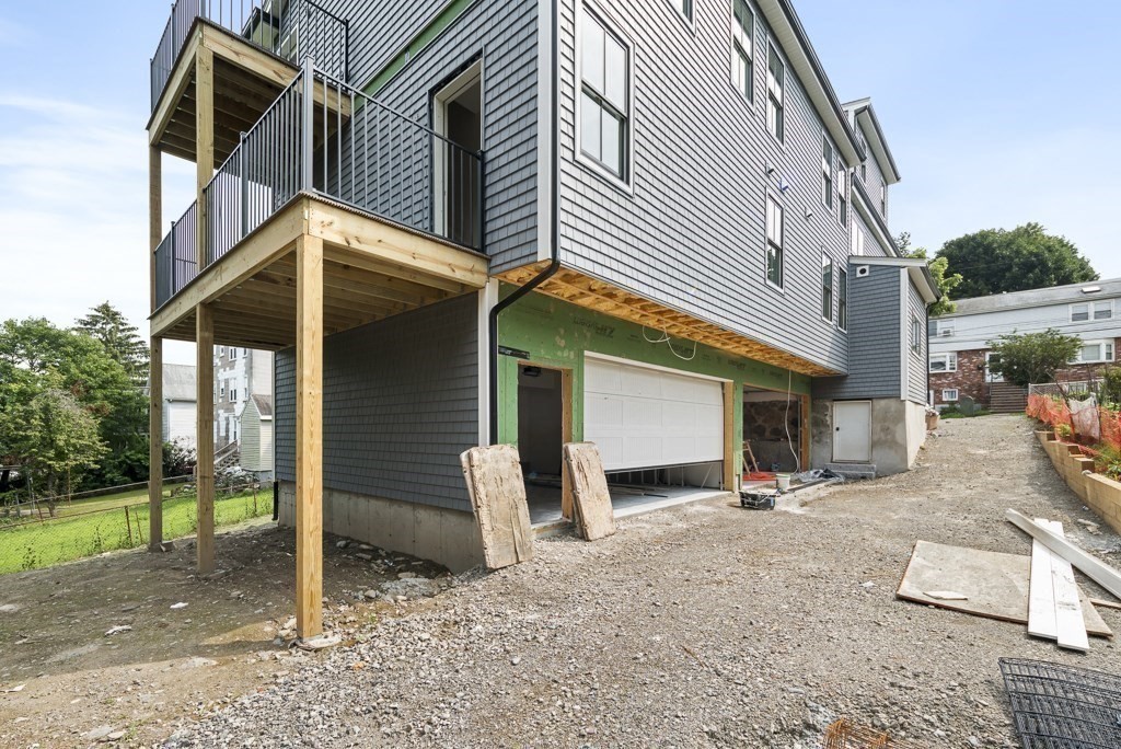 83 Glendower Rd # 2