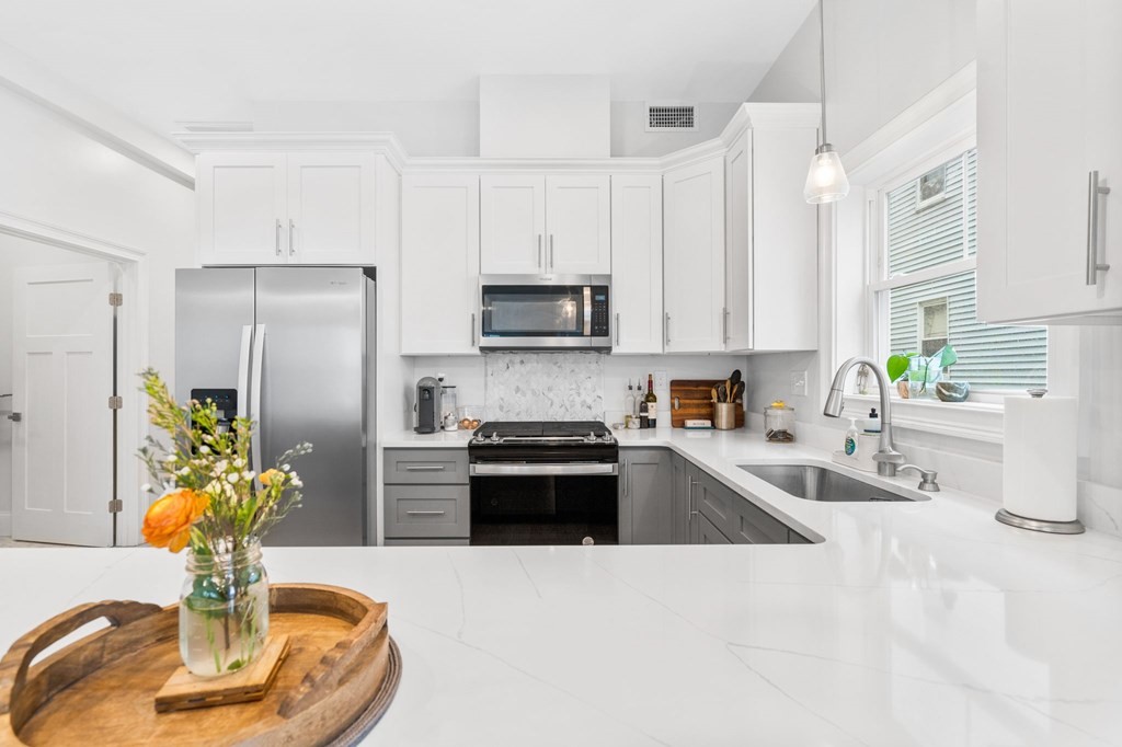 28 Browning Ave # 1