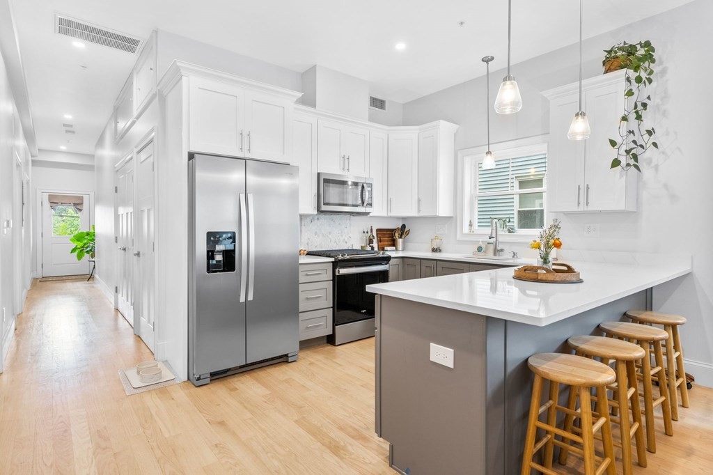 28 Browning Ave # 1