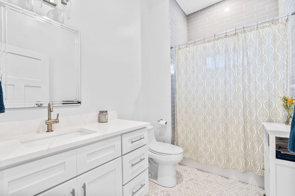 28 Browning Ave # 1