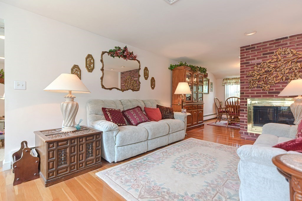 84 Plymouth Rd