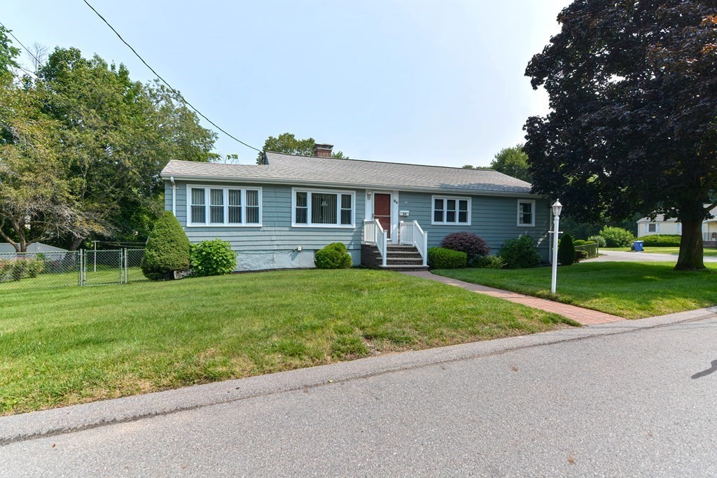 84 Plymouth Rd