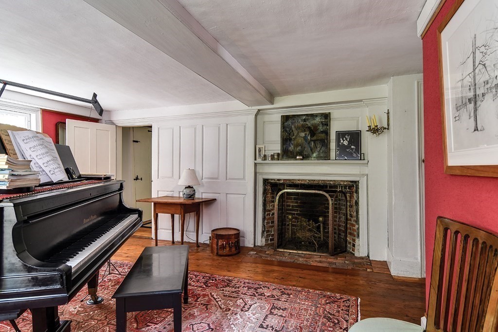 6 Sudbury Rd