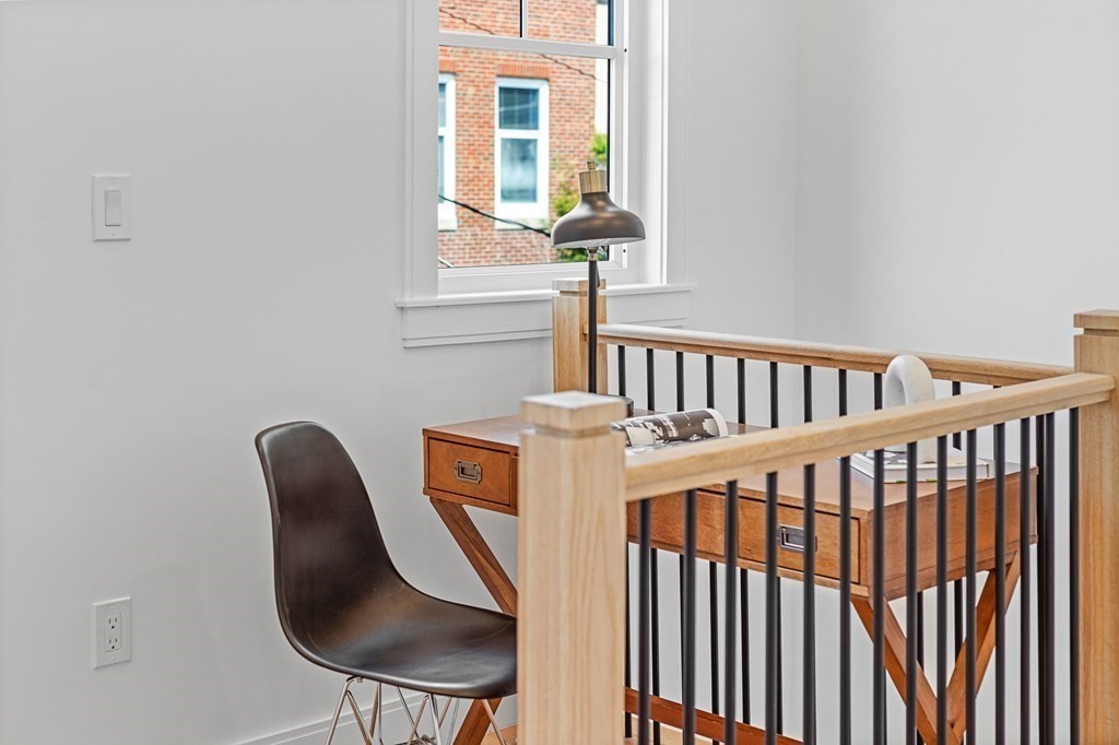 63-3 Merriam St # 3