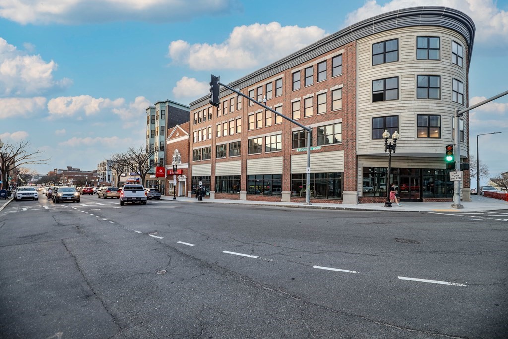 480 West Broadway # 201