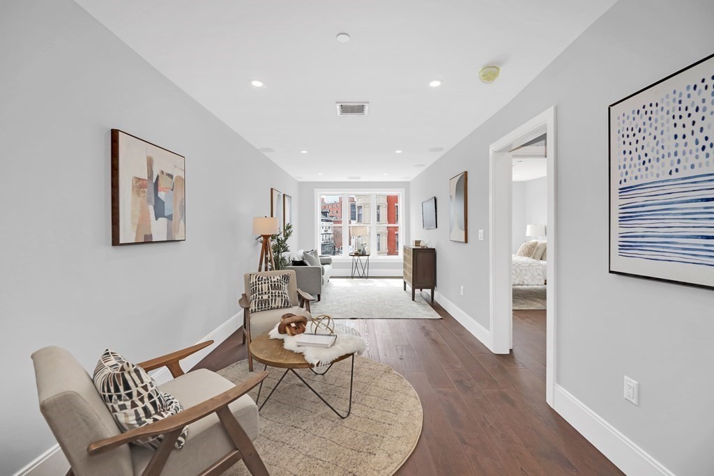 480 West Broadway # 201