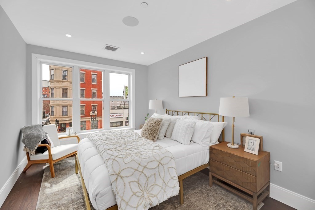 480 West Broadway # 201