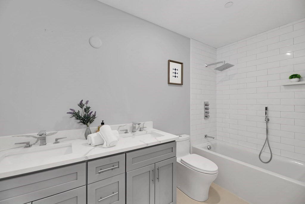 480 West Broadway # 201