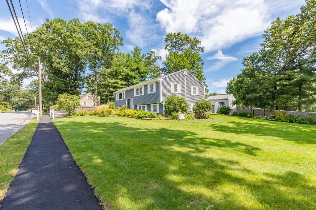 52 Dyer St