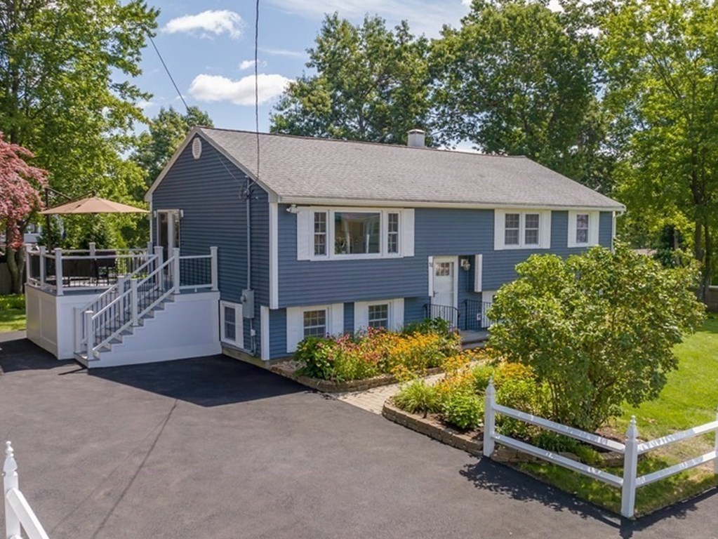 52 Dyer St