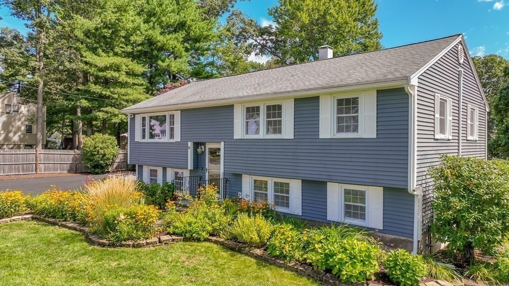 52 Dyer St