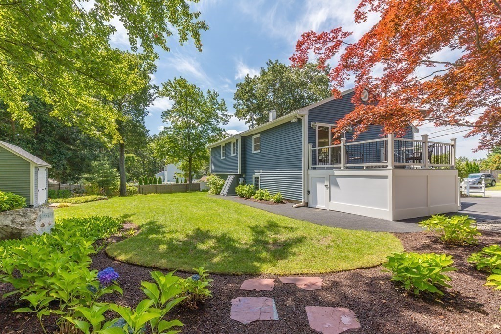 52 Dyer St