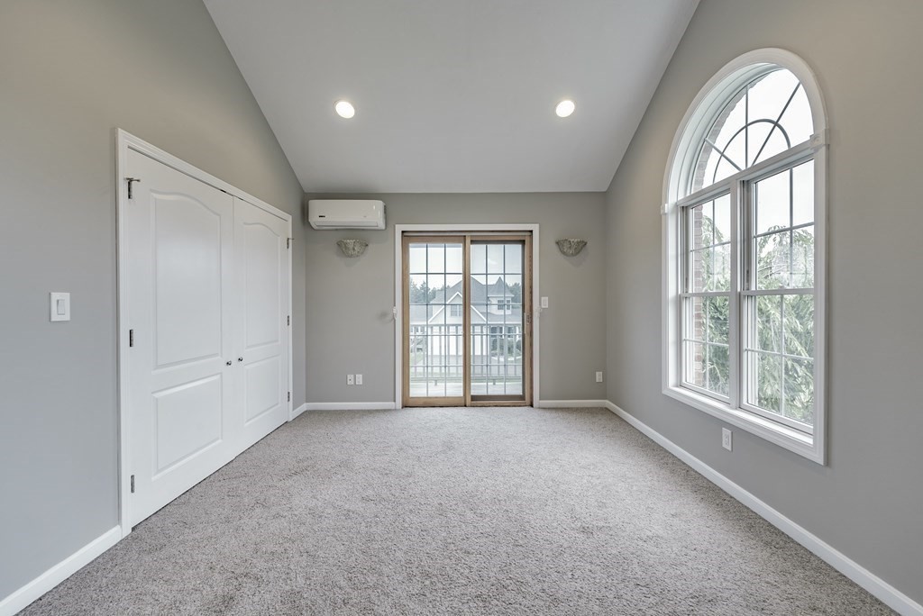 15 Wandering Meadows Ln