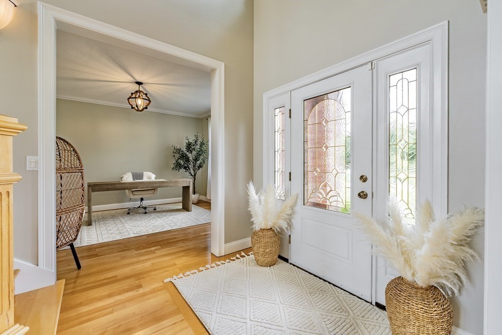 15 Wandering Meadows Ln