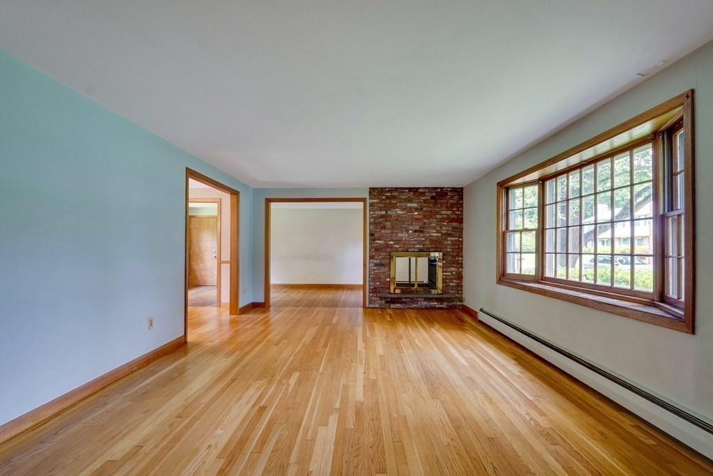 3 Brookside Circle