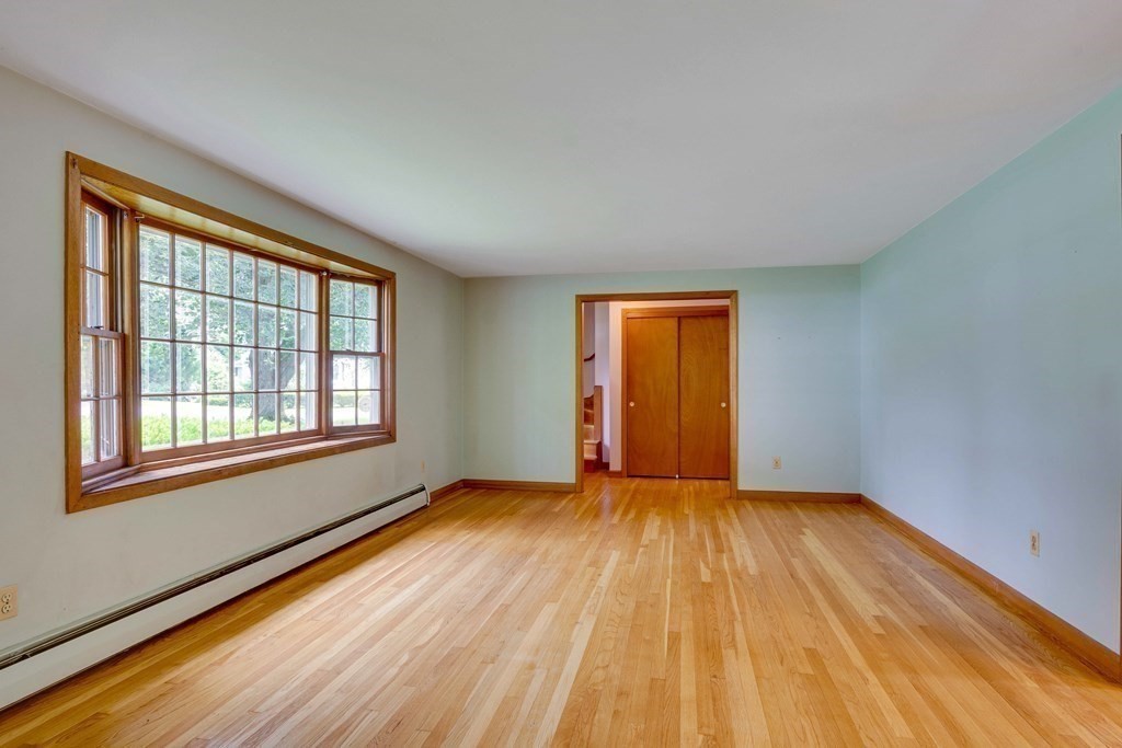 3 Brookside Circle